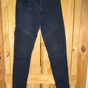 Fashion Nova Black Skinny Jeans